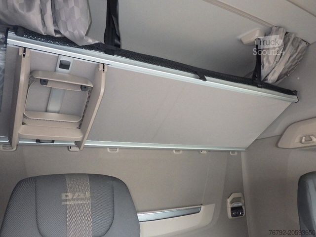 Cap tractor standard DAF XG+ 530 Skylight/Intarder/Hydr./PTO/Alcoa/257tkm