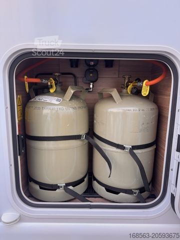 Karavan/obytný vůz WEINSBERG CaraHome 650 DG Mietfzg LP 85.783 ¤ !