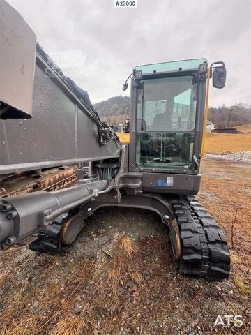 ķēžu ekskavators Volvo ECR88D tracked excavator with tilt and bucket. Onl