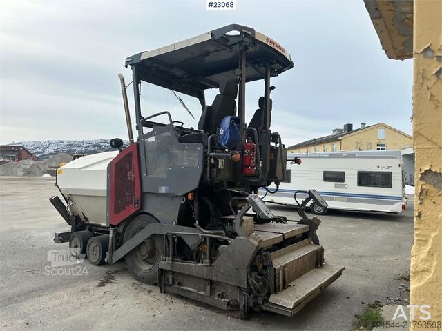 Paver Dynapac SD1800W asphalt paver