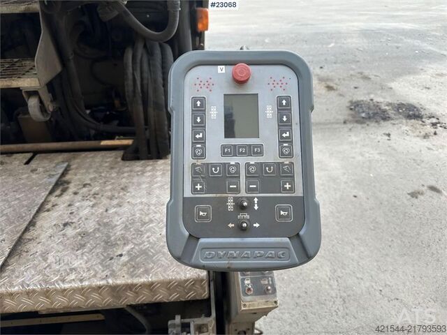 Асфальтоукладчик Dynapac SD1800W asphalt paver