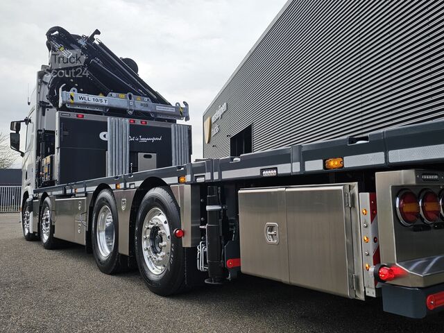 Kranbil Scania R590 V8 / 8x2 / HMF 9520 + JIB + LIER / TREKKER...
