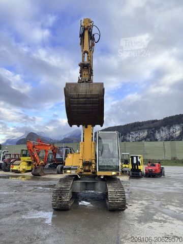 Pásový bagr LIEBHERR R904 STD Klima