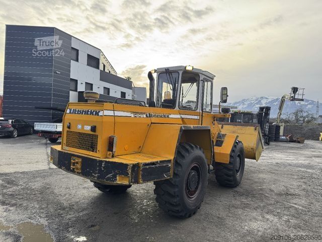Kolový nakladač LIEBHERR L 531 Radlader Hochkippschaufel 6 Zylinder Motor