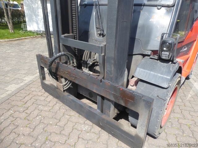 Frontgaffeltruck Linde H80D-03