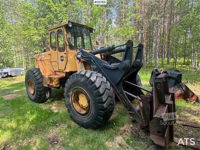 Încărcător pe roți Volvo LM846 Wheel loader w/ bucket and pallet forks