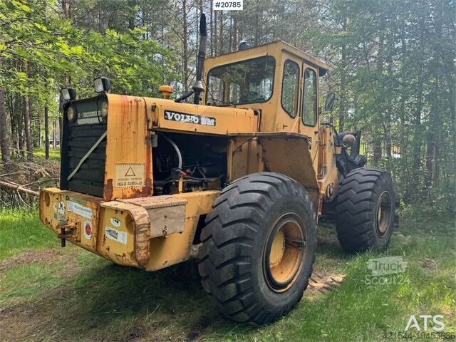 Încărcător pe roți Volvo LM846 Wheel loader w/ bucket and pallet forks