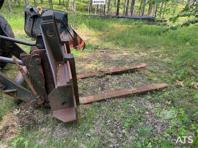 Încărcător pe roți Volvo LM846 Wheel loader w/ bucket and pallet forks