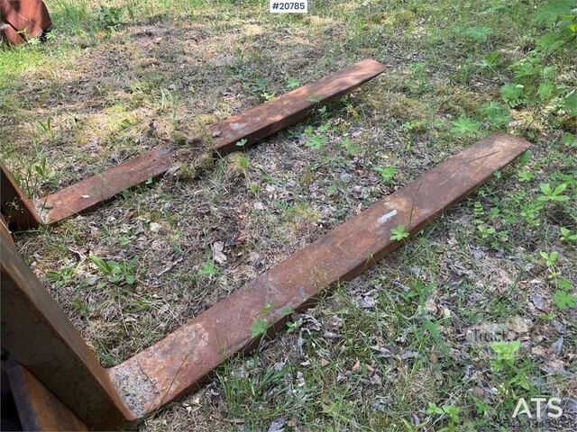 Încărcător pe roți Volvo LM846 Wheel loader w/ bucket and pallet forks