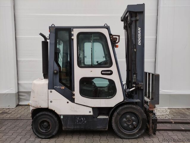 Dieselstapler Doosan D25S-5