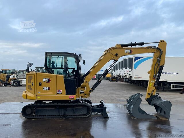 حفارة Caterpillar 306CR