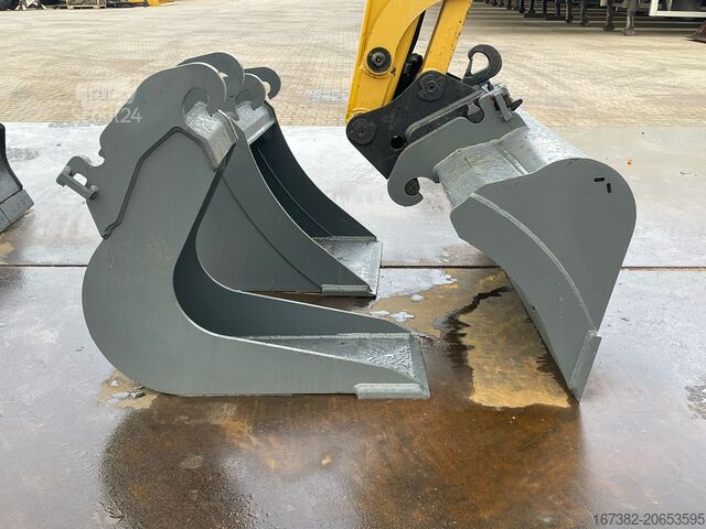 حفارة Caterpillar 306CR