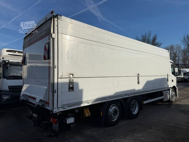 Tovornjak za prevoz pijač MERCEDES-BENZ ANTOS 2540 L Getränkekoffer 7,40 m LBW 2 T*LENK