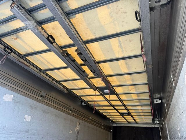 Tovornjak za prevoz pijač MERCEDES-BENZ ANTOS 2540 L Getränkekoffer 7,40 m LBW 2 T*LENK