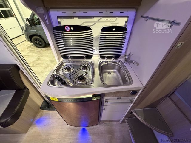 Félintegrált lakóautó CHAUSSON Chausson Flash 514