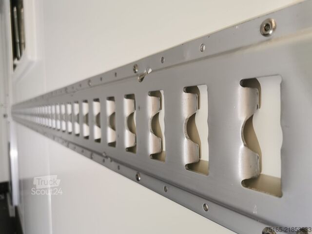 Kofferanhänger Vezeko TK C 27.35 TKL, Tür, Fenster Kofferanhänger