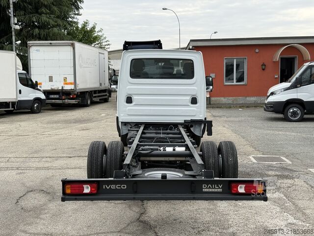 Dodávkové podvozok Iveco daily 72-180