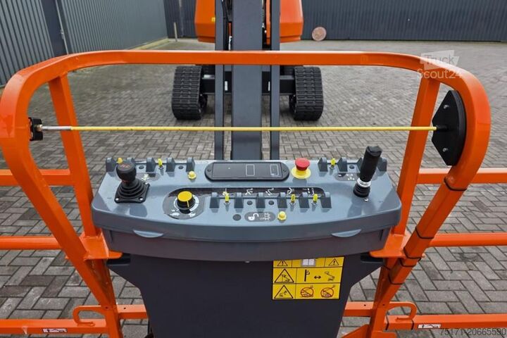Mobile crane JLG 660SJ Quad Tracks Also Available For Rent, New, Di