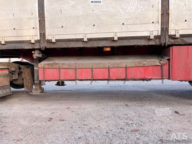 Platformas piekabe Tyllis L3 3-axle flatbed semi-trailer with side boards Re