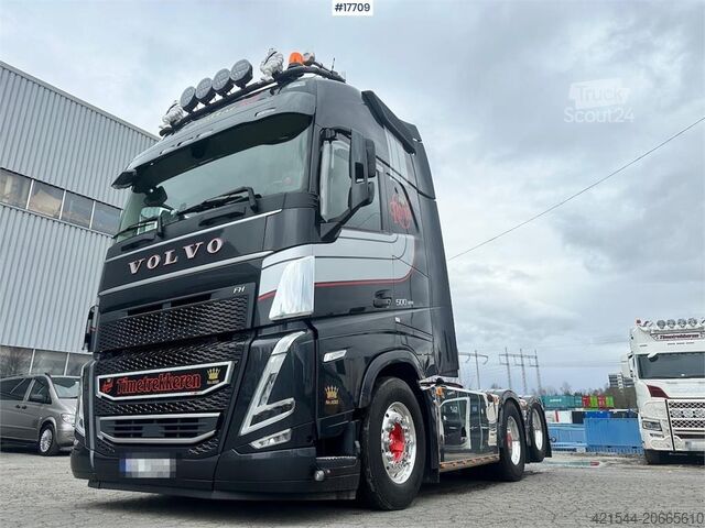 Standartinis-SZM Volvo FH500 6x2 Truck.