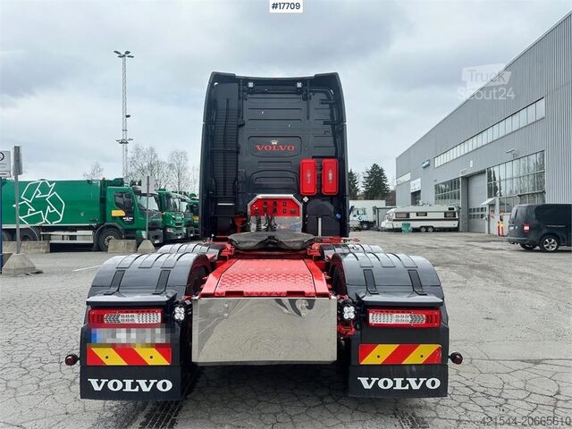 Standartinis-SZM Volvo FH500 6x2 Truck.