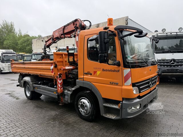 Trijų pusių savivartis sunkvežimis Mercedes-Benz Atego 1218 Kipper Kran Atlas 65