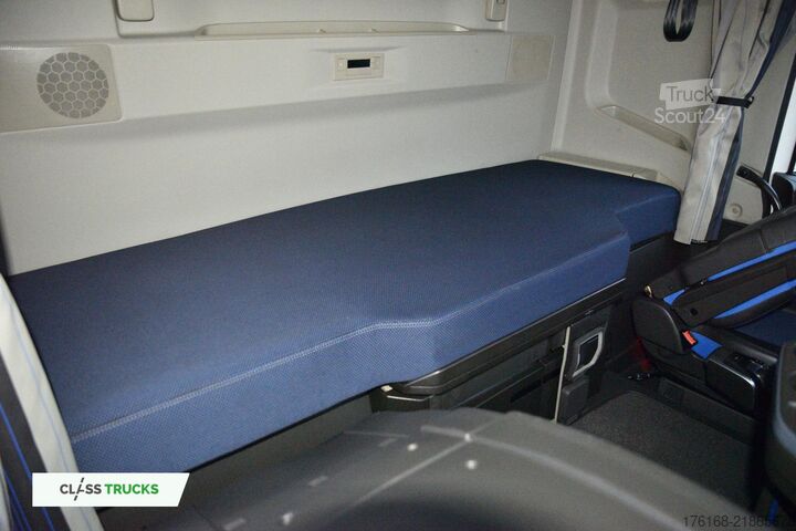 Standardowy ciągnik siodłowy VOLVO FH 460 Globetrotter XL Varios i-Save