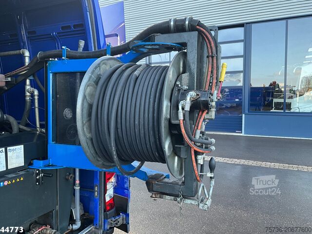 Siurbimo transporto priemonė Iveco Daily 35C18 RIONED hogedrukwater installatie