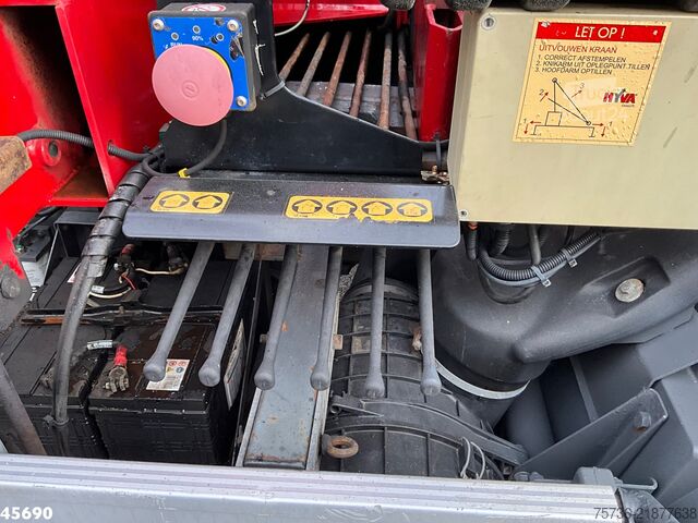 Tippbil med kran DAF FA 55 LF 220 HMF 10 Tonmeter laadkraan Just 119...