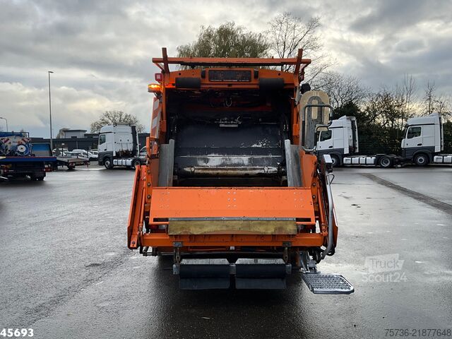 Pojazd do zbiórki odpadów Fuso Canter 9C18 Euro 6 Zoeller 7m³ Just 176.158 km!