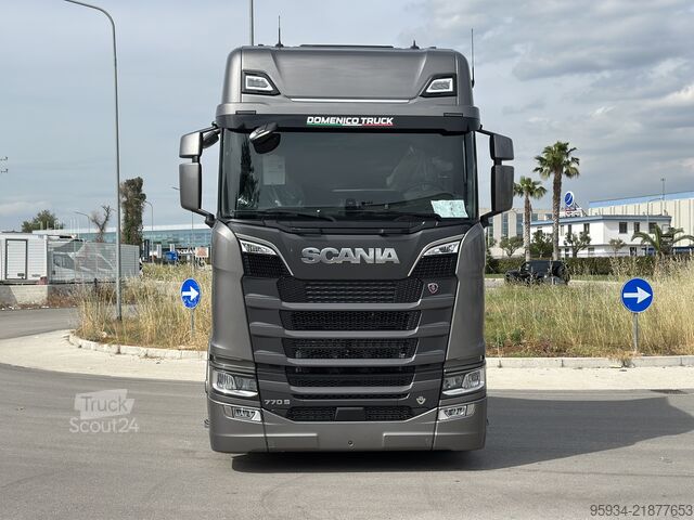 وحدة جرار قياسية SCANIA 770S FULL PNEUMATIC