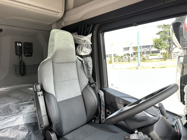 وحدة جرار قياسية SCANIA 770S FULL PNEUMATIC