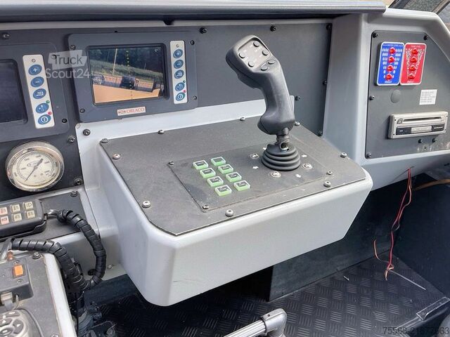 AIRCRAFT RESCUE & FIRE FIGHTING VEHICLE E-One Flugfeldlöschfahrzeug ARFF TITAN HPR 8x8