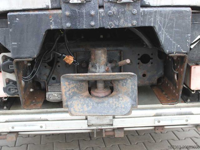 Refrigerated truck MAN TGX 18.440, EURO 5, TAIL LIFT, CARRIER SUPRA 850