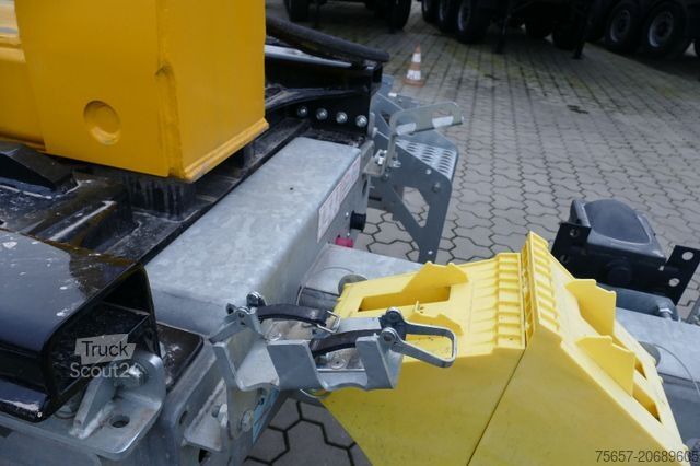 Trīspusējā pašizgāzēja piekabe MÜLLER-MITTELTAL 20 to. Tandem Haken-Containeranhänger