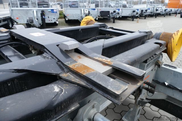 Three-way tipper trailer MÜLLER-MITTELTAL 20 to. Tandem Haken-Containeranh. mit Container