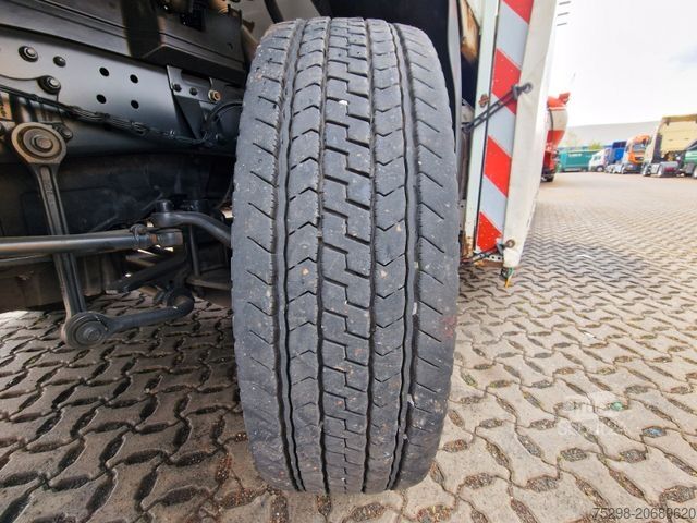 Autolaadkraan MERCEDES-BENZ Axor 1833L / Palfinger PK 12002-EH / GLAS