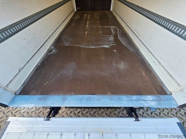 Skåpbil IVECO Eurocargo 75-190 / Ladebordwand / 6D