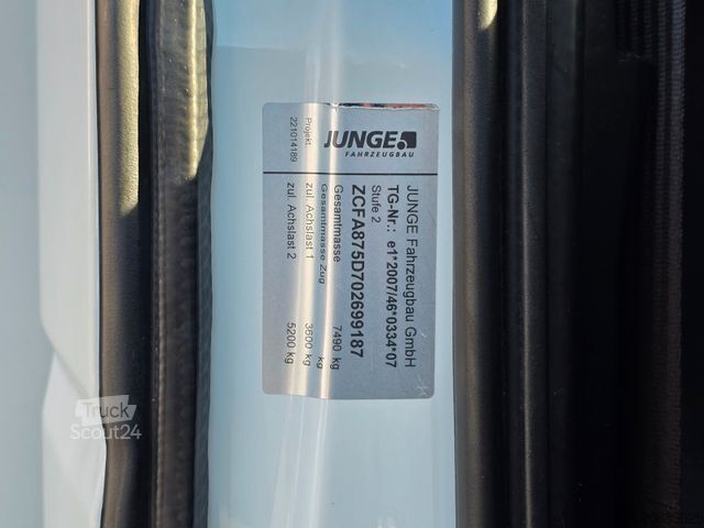 Skåpbil IVECO Eurocargo 75-190 / Ladebordwand / 6D