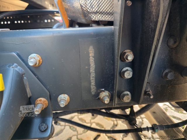 Skåpbil IVECO Eurocargo 75-190 / Ladebordwand / 6D