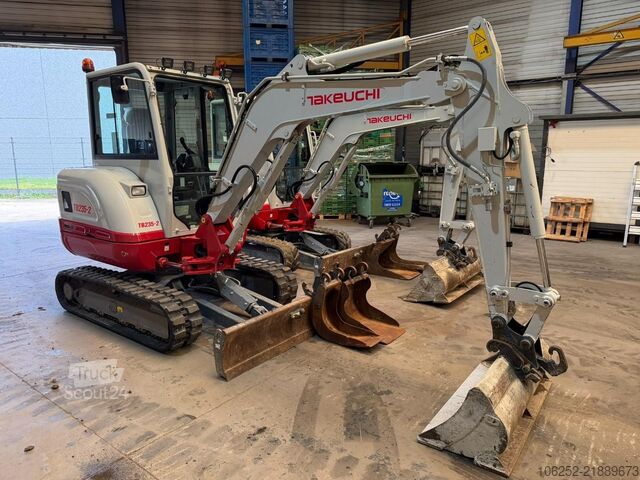 Minibagger Takeuchi TB235-2 *1134H ORIGINAL* - 3  BUCKETS / LÖFFEL ...