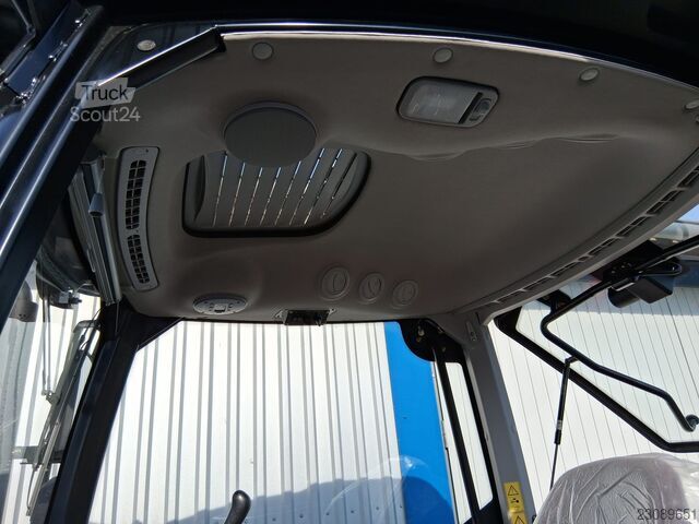 Tractor Lovol M504 50 PS4 Zyl 2,4l Frontlader Schwarz