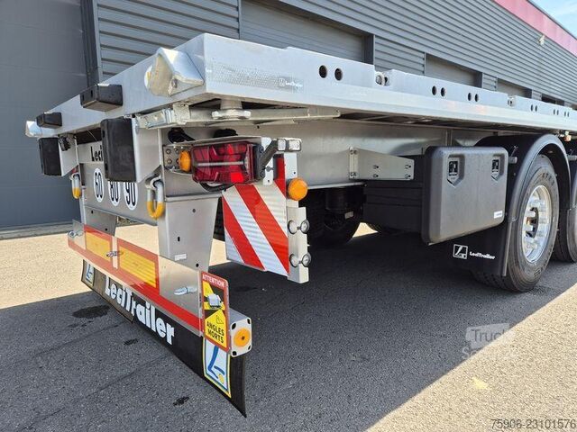  Lecitrailer PLATEAU TWISTLOCKS EXTENSIBLE