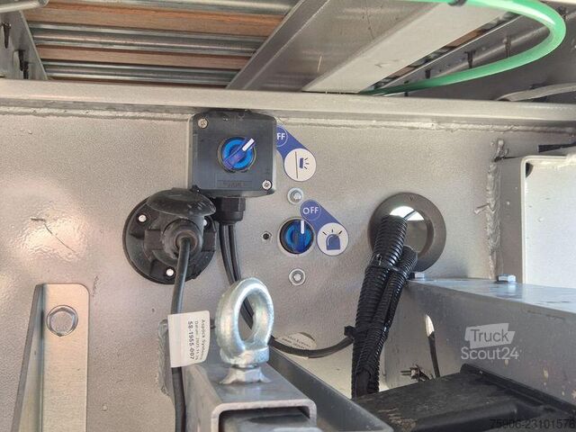  Lecitrailer PLATEAU TWISTLOCKS EXTENSIBLE