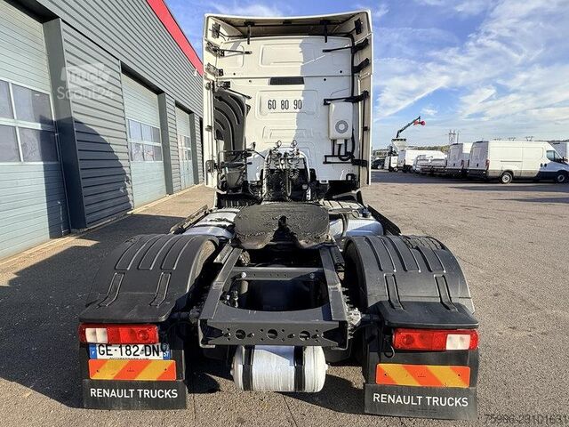  Renault T-Series