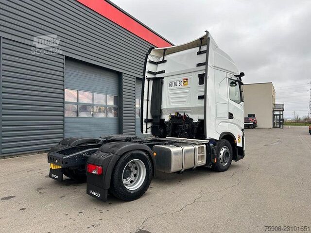  Iveco S-WAY