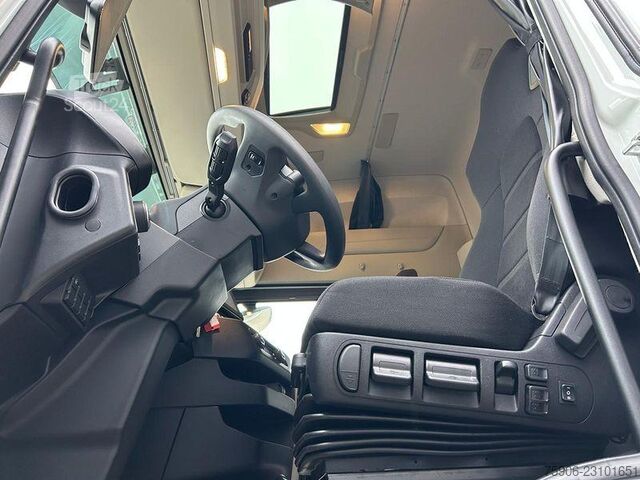  Iveco S-WAY
