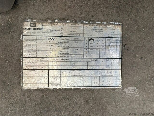 Reboque com plataforma rebaixada HUMBAUR ELBO EN04 P Tieflader 3 Achse