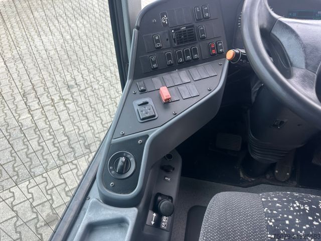 Autobus urbain SETRA S 415 LE / Klima / Schalter **3 x auf Lager**