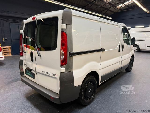 Slēgtais furgons OPEL Vivaro Kasten/Kombi L1H1 TÜV NEU 2.Hand